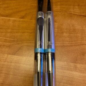 it cosmetics plush all over shadow and precision eyeliner brushes